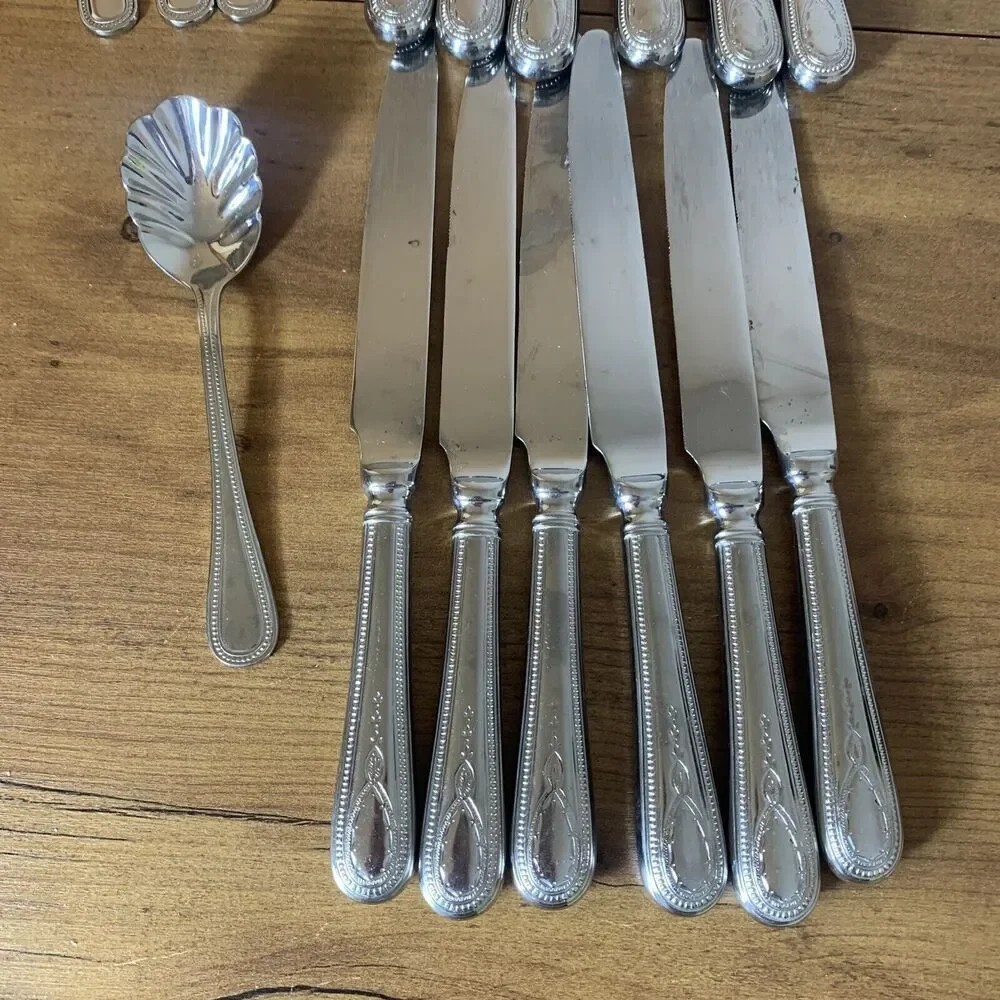 Towle Hotel Multi Motif Stainless 18/10 Beaded 16 Lot Spoons & Dinner Knives